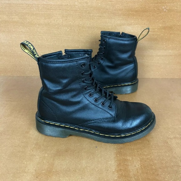 dr martens softy 1460